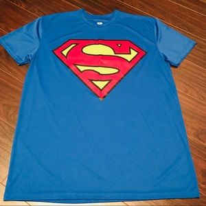 Superman Classic Emblem Men’s Large T-Shirt